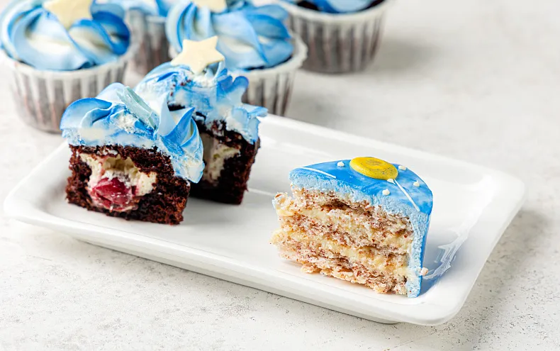 Набор Бенто торт с капкейками «Космос»