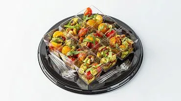 Салат «Капрезе» в стаканчиках, 9 шт