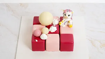 Торт-кубик «Единорог»