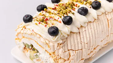 Меренговый рулет «Праздничный»