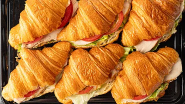 Круассан Цезарь, 6 шт