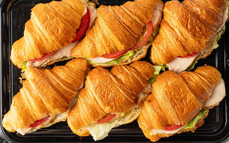 Круассан Цезарь, 6 шт