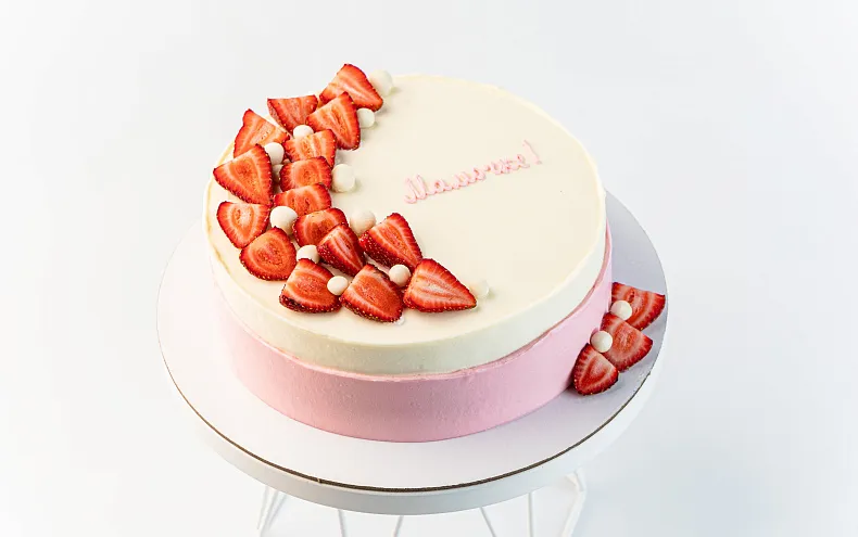 Торт «Клубничная мечта»