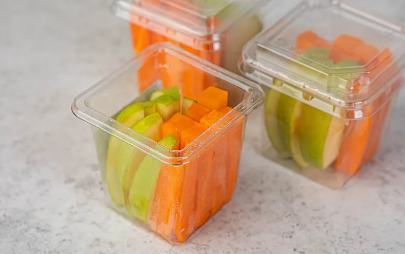 Наборы фруктов в стаканчиках