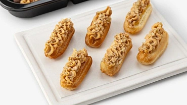 Мини эклер с муссом из курицы, 12 шт