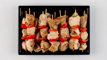 Шашлычки запечённые с филе индейки и сладким перцем, 12 шт