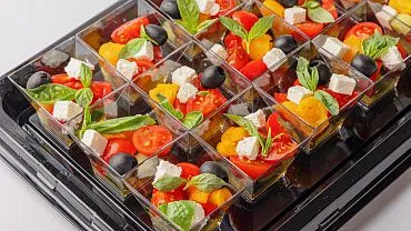 Салат «Греческий» фуршетные стаканчики, 15 шт