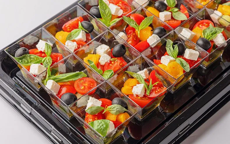 Салат «Греческий» фуршетные стаканчики, 15 шт