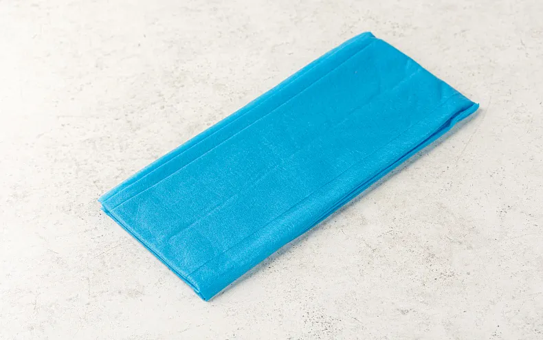 Скатерть нетканая влагостойкая 110х140см