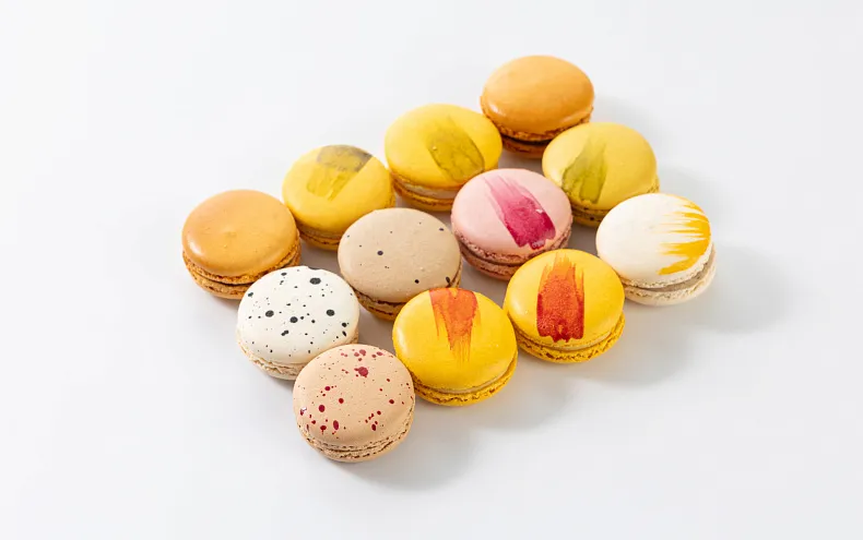 Набор Пирожных Макарон «Праздничный», 12 шт