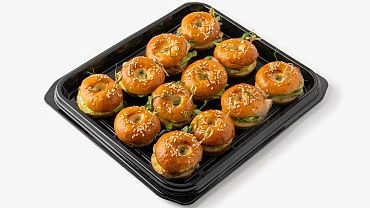 Мини бейгл с куриным филе «Цезарь»,12 шт