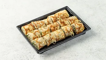 Блин-ролл с курицей, грибами и шпинатом, 15 шт