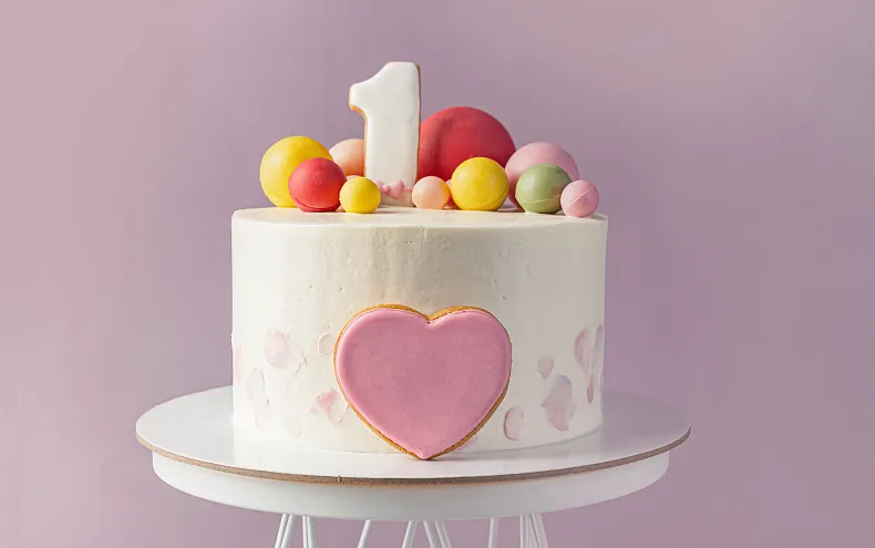Торт «Сердечко» с цифрой