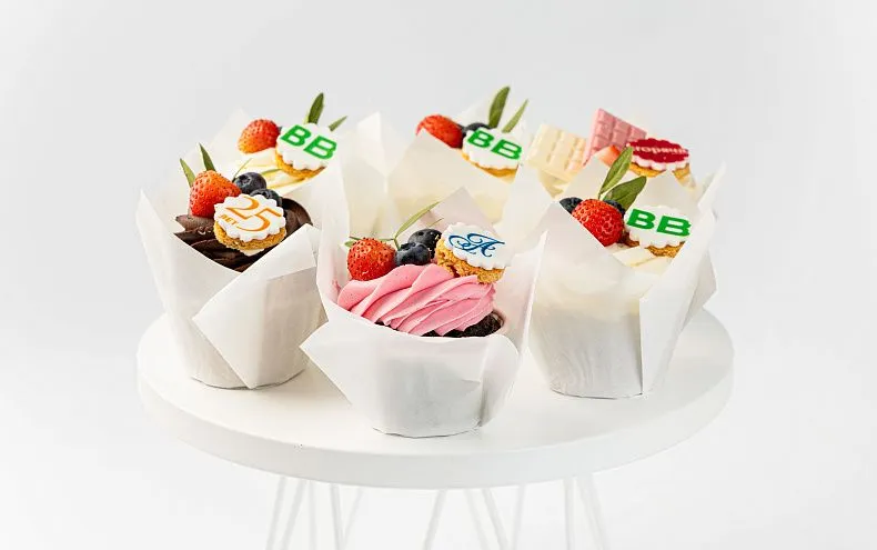 Капкейки с индивидуальным дизайном, 12 шт