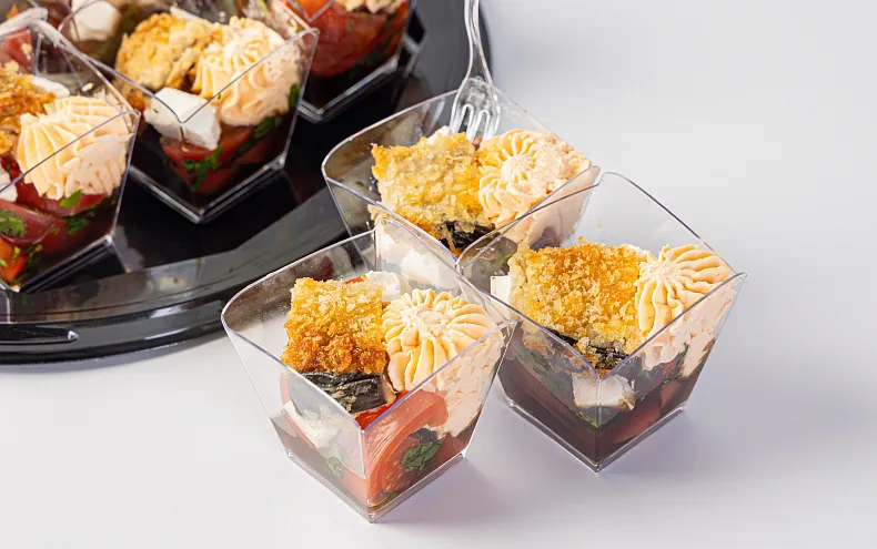 Салат «С баклажанами и помидорами» в стаканчиках, 9 шт