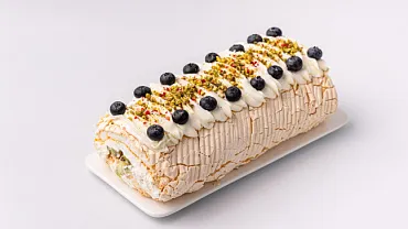 Меренговый рулет «Праздничный»