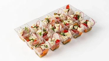 Салат «Овощной» с заправкой, 15 шт.