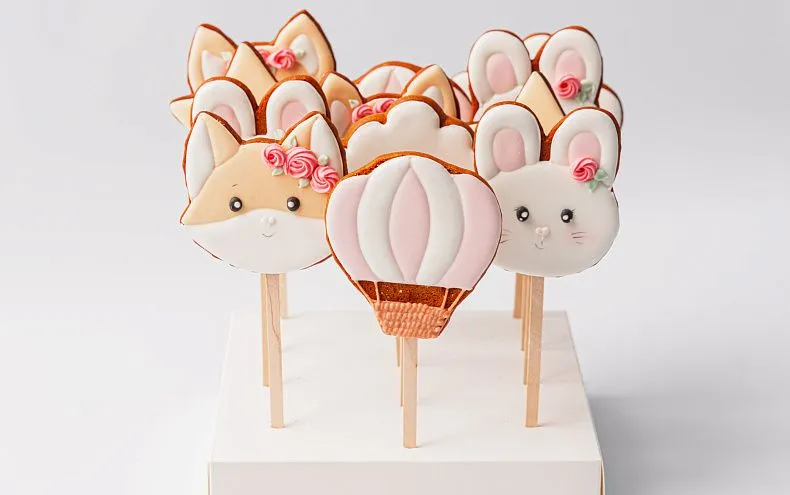 Пряники имбирные с индивидуальным дизайном «Зверята в облаках», 12 шт