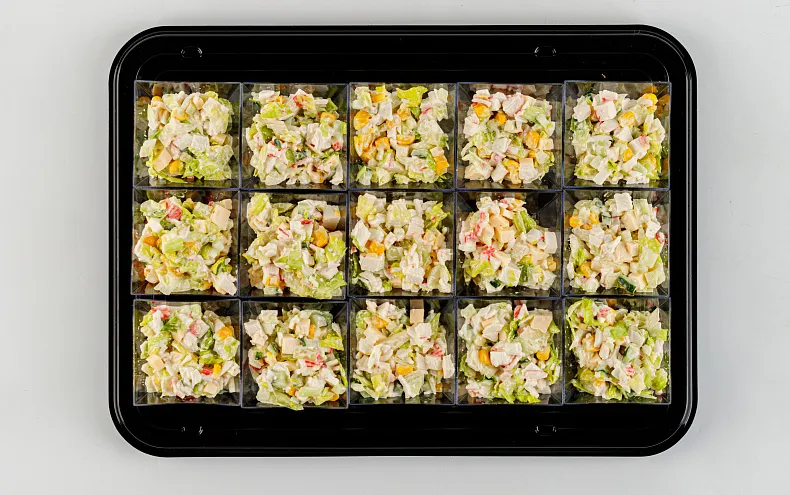 Салат «Крабовый» в фуршетных стаканчиках, 15 шт