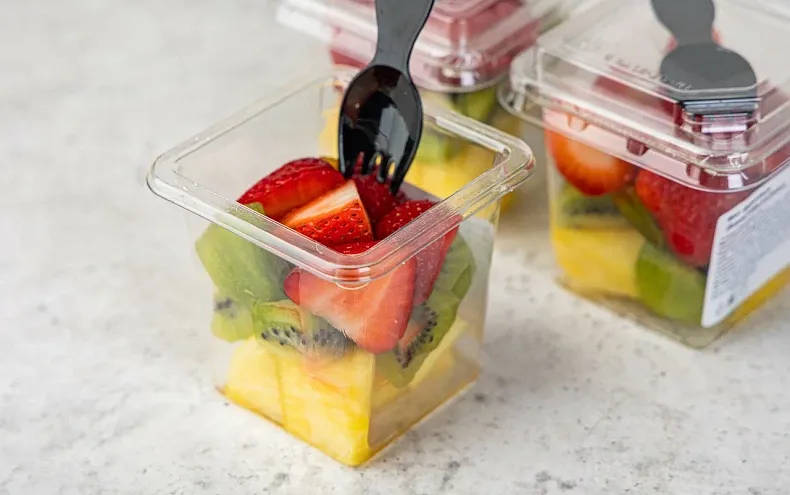 Наборы фруктов в стаканчиках