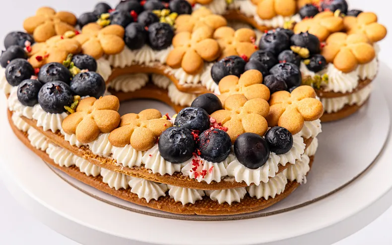 Торт Медовый Мильфей «Восьмерка»