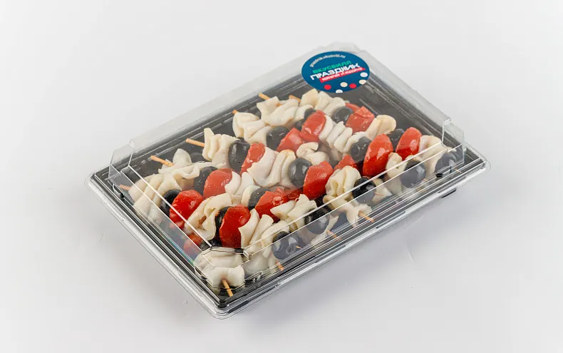 Шашлычки запечённые с филе кальмара с томатами черри, 12 шт