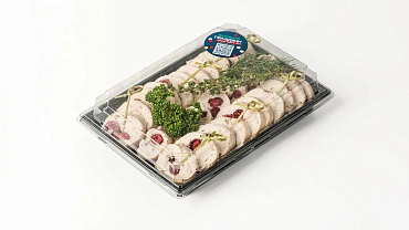 Рулет с курицей и клюквой