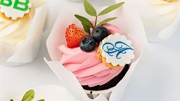 Капкейки с индивидуальным дизайном, 12 шт