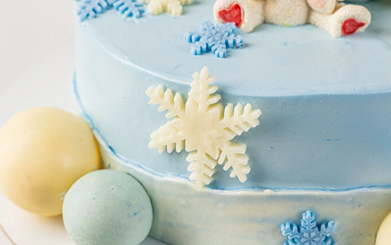 Торт «Снежный зайка»
