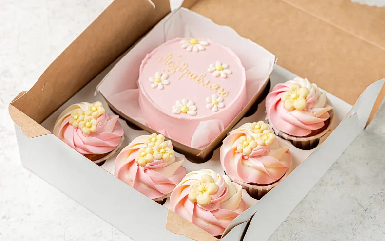 Набор Бенто торт с капкейками «Ромашки»