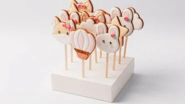 Пряники имбирные с индивидуальным дизайном «Зверята в облаках», 12 шт