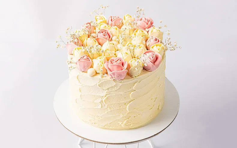 Торт «Свадебный с розами»