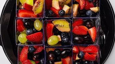 Фруктовый салат в стаканчиках, 9 шт