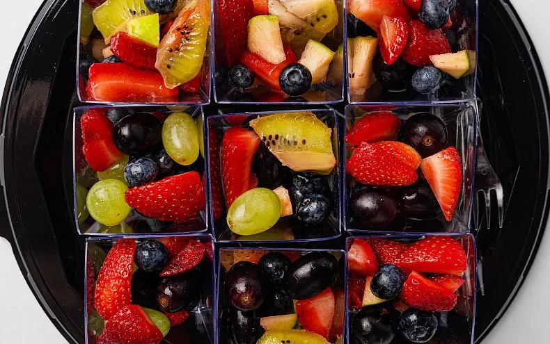 Фруктовый салат в стаканчиках, 9 шт