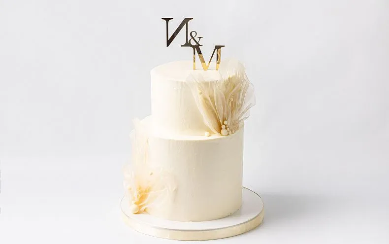 Торт свадебный «Флер» с топпером