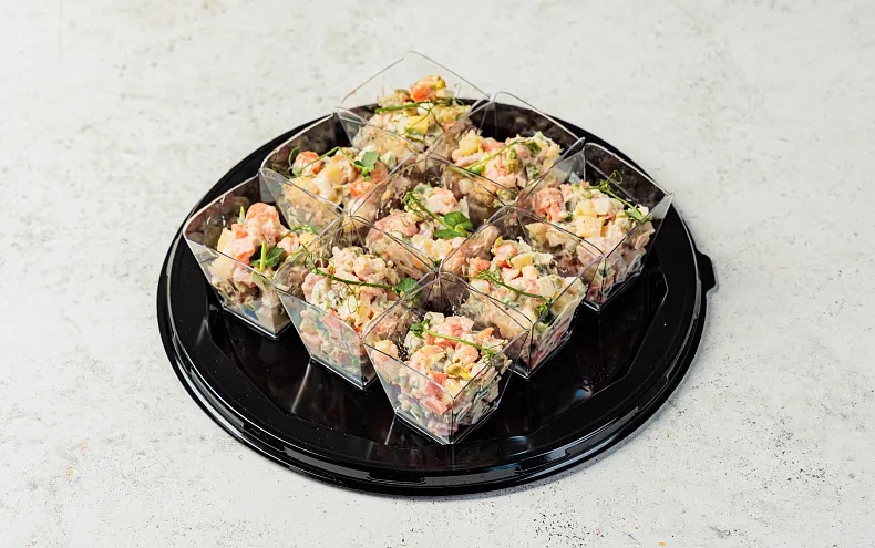 Салат «Оливье с креветкой» в стаканчиках, 9 шт