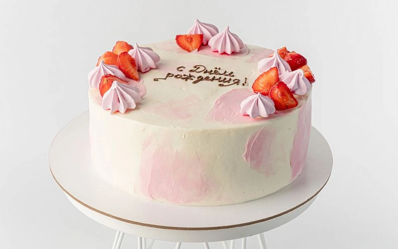 Торт «Воздушные барашки» в розовом