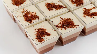 Десерт «Три шоколада» в стаканчиках, 12 шт