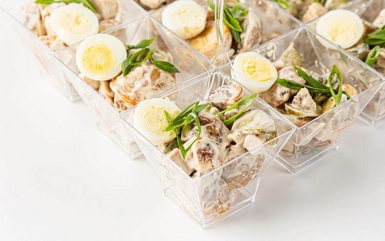 Салат «Охотничий» с печеным картофелем, 15 шт.