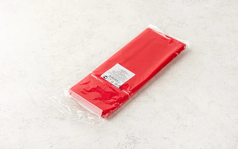 Скатерть нетканая влагостойкая 110х140см