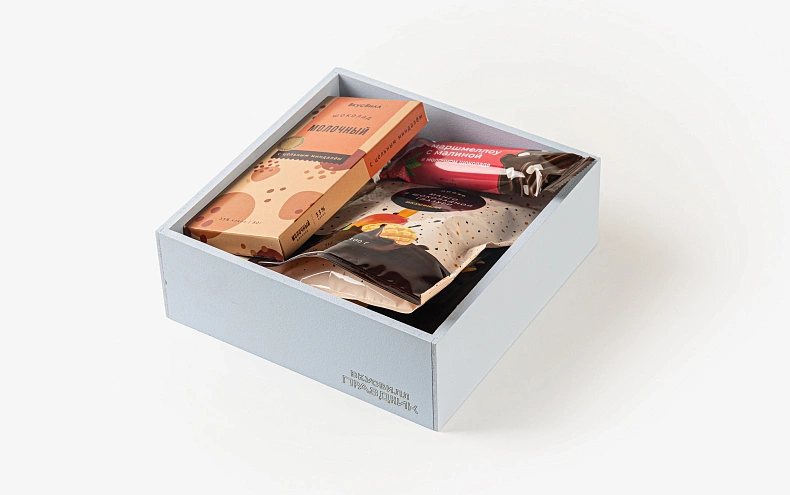 Праздничный бокс мини «Чай и шоколад»