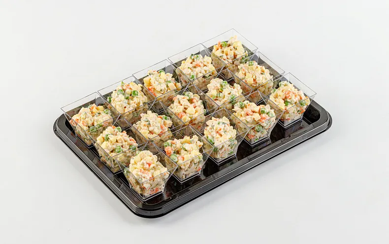 Салат «Оливье с филе индейки» в фуршетных стаканчиках, 15 шт