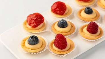 Тарталетки с ягодами мини, 12 шт