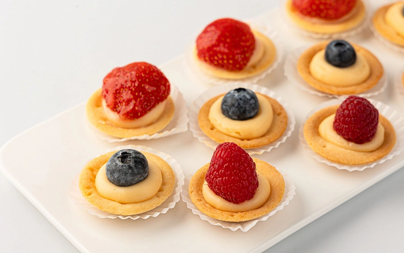 Тарталетки с ягодами мини, 12 шт