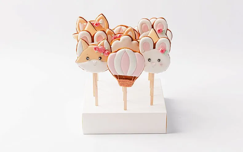 Пряники имбирные с индивидуальным дизайном «Зверята в облаках», 12 шт