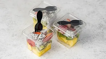 Наборы фруктов в стаканчиках