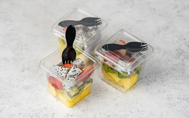 Наборы фруктов в стаканчиках