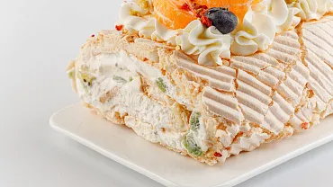 Меренговый рулет «Праздничный»