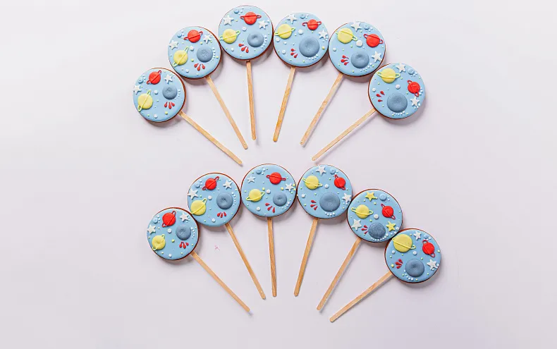 Пряники имбирные с индивидуальным дизайном «Космос», 12 шт