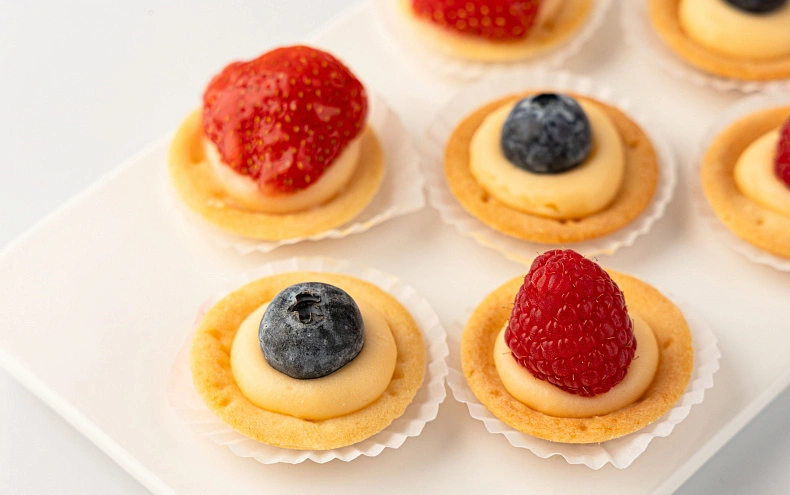 Тарталетки с ягодами мини, 12 шт
